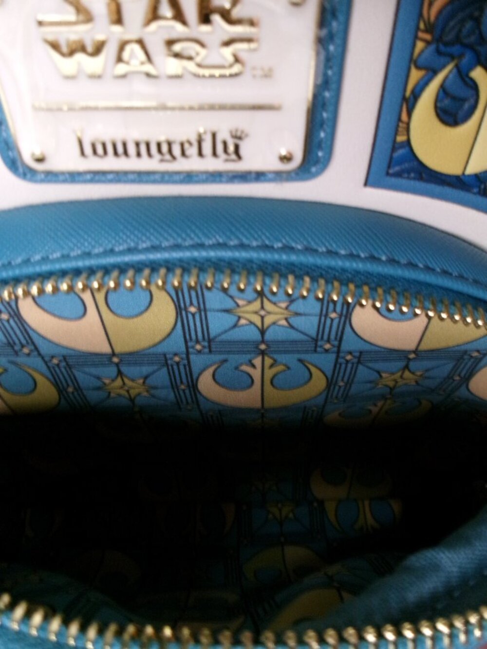 Disney Star Wars R2-D2 Loungefly Backpack with Stained Glass Background - Picture 6 of 6